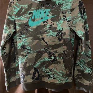 NIKE boys hoodie & sweatpants, excellent condition